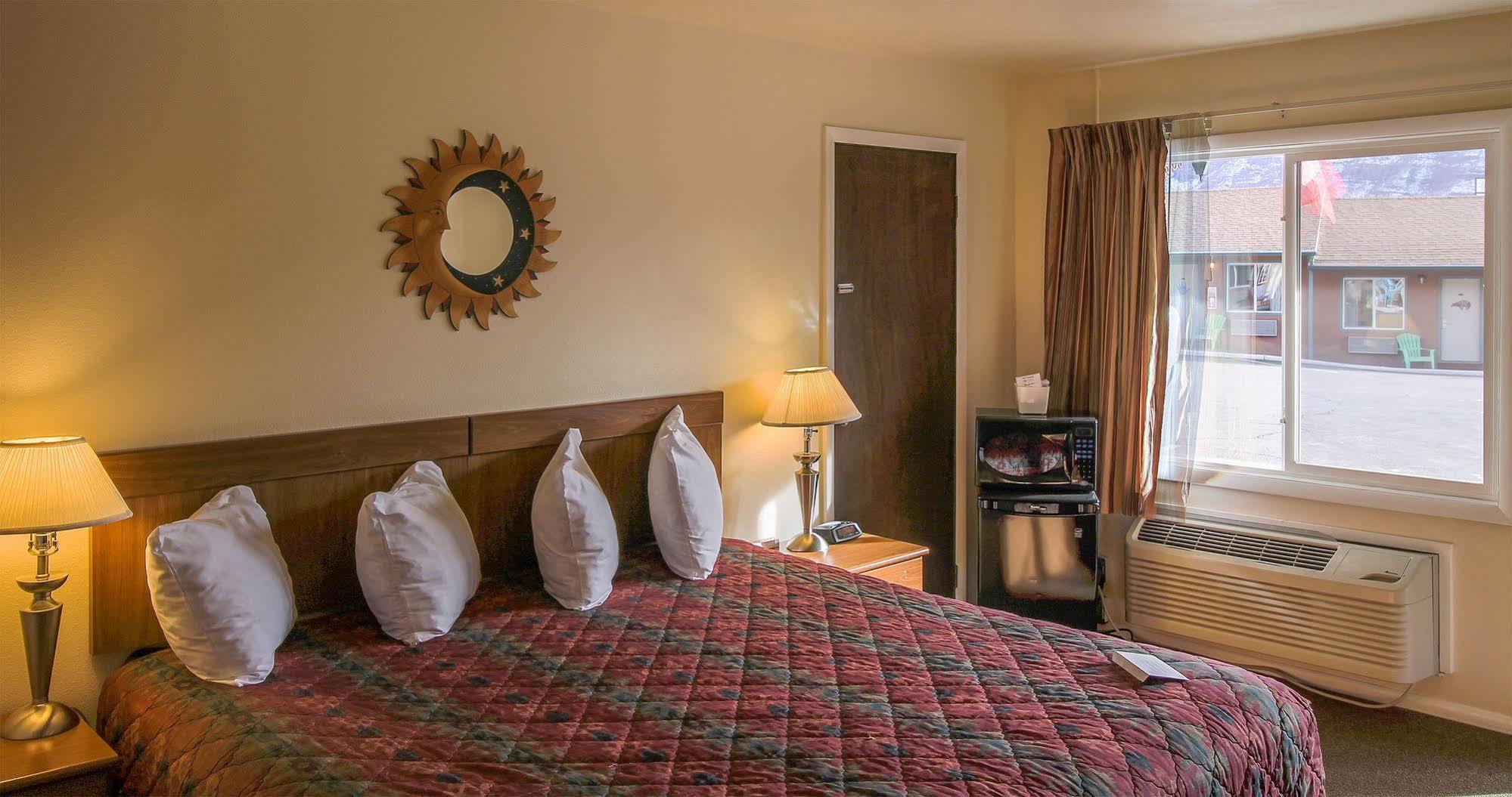 Inca Inn Moab Bagian luar foto